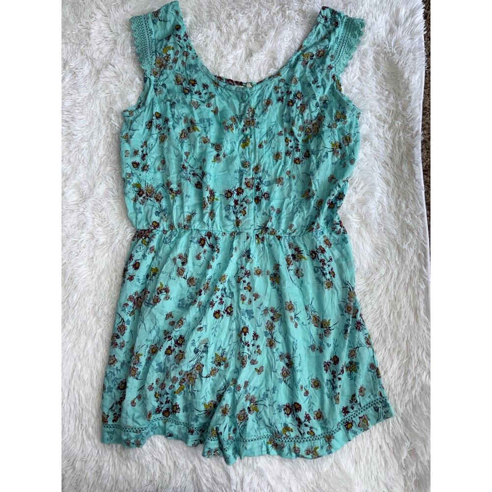 Lagaci women's sz. XL turquoise green floral one pc. romper. Pretty
